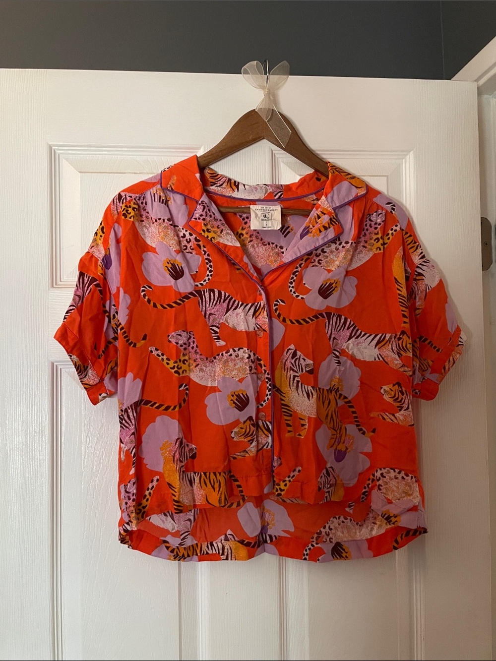 ANTHROPOLOGIE X CLAIRE COLIN COLLARED TIGER TOP